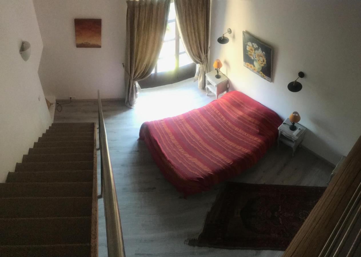 Chambres D Hotes De Charme Dans Mas La Souvine Du 17Eme, Chambres Climatisees Bédarrides Εξωτερικό φωτογραφία