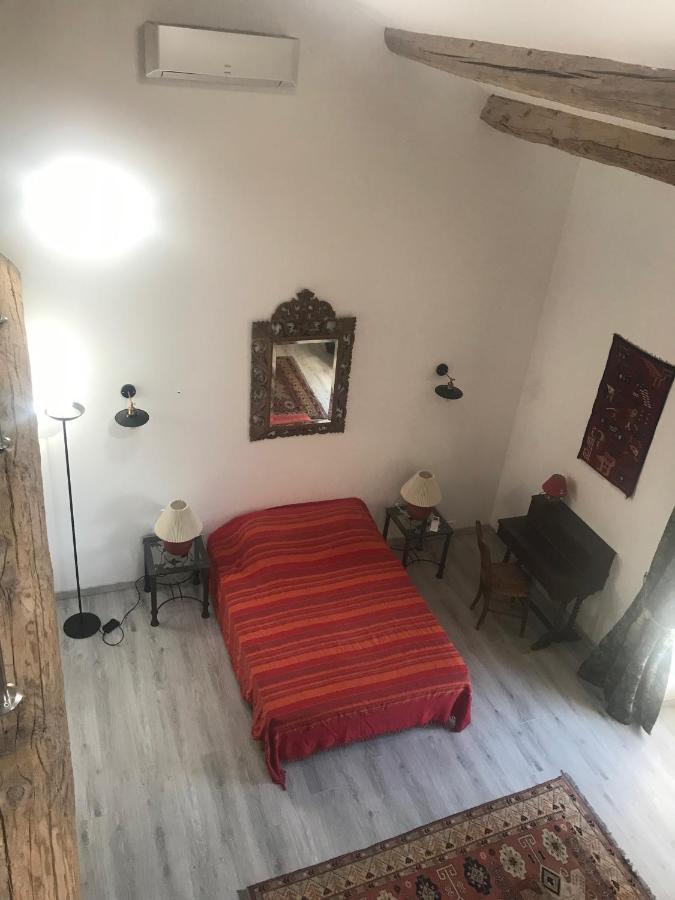 Chambres D Hotes De Charme Dans Mas La Souvine Du 17Eme, Chambres Climatisees Bédarrides Εξωτερικό φωτογραφία