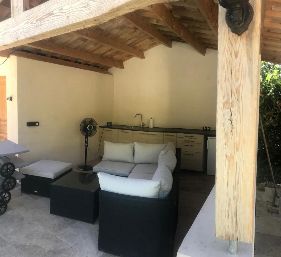 Chambres D Hotes De Charme Dans Mas La Souvine Du 17Eme, Chambres Climatisees Bédarrides Εξωτερικό φωτογραφία